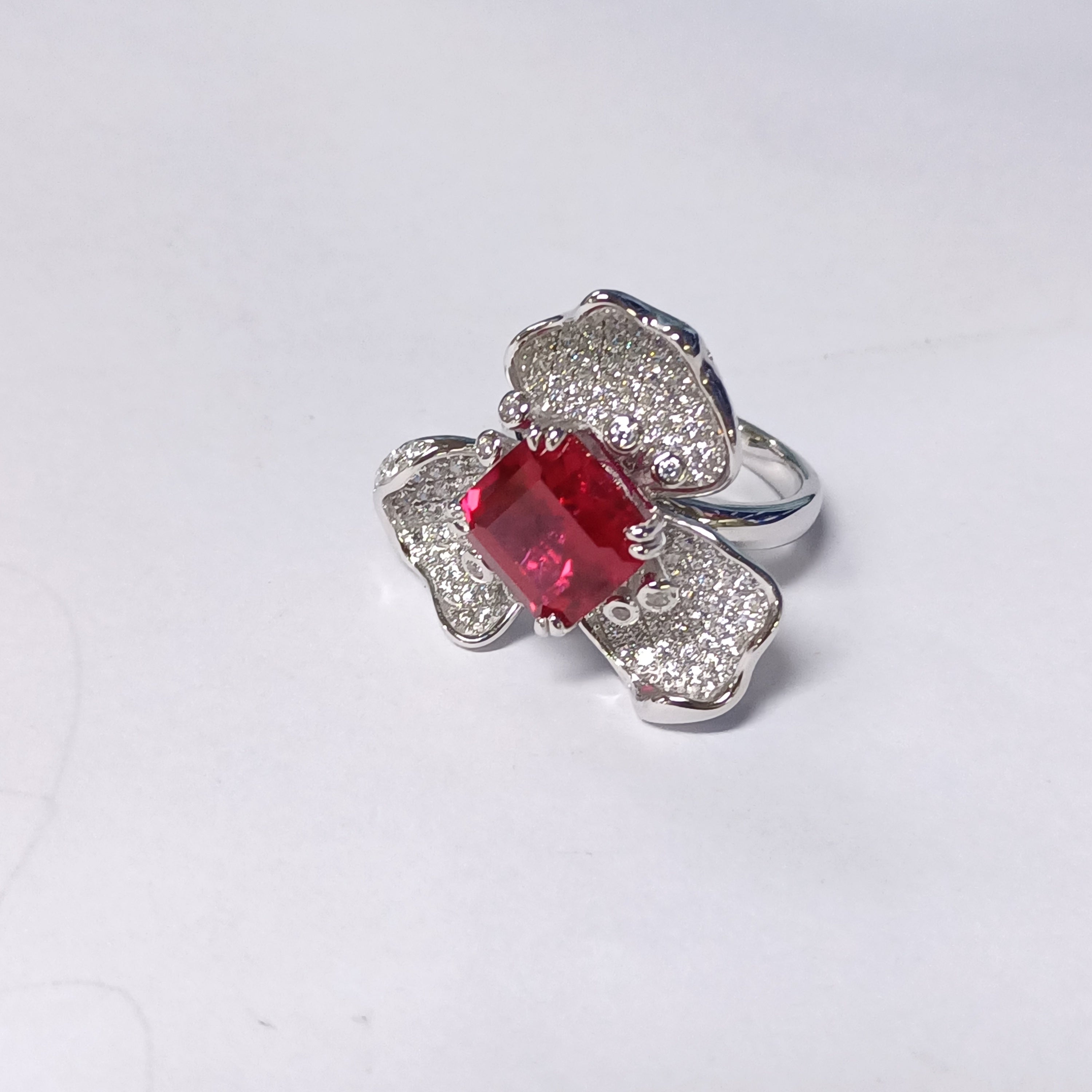 Lab-Grown Emerald - Lucky Clover Ring