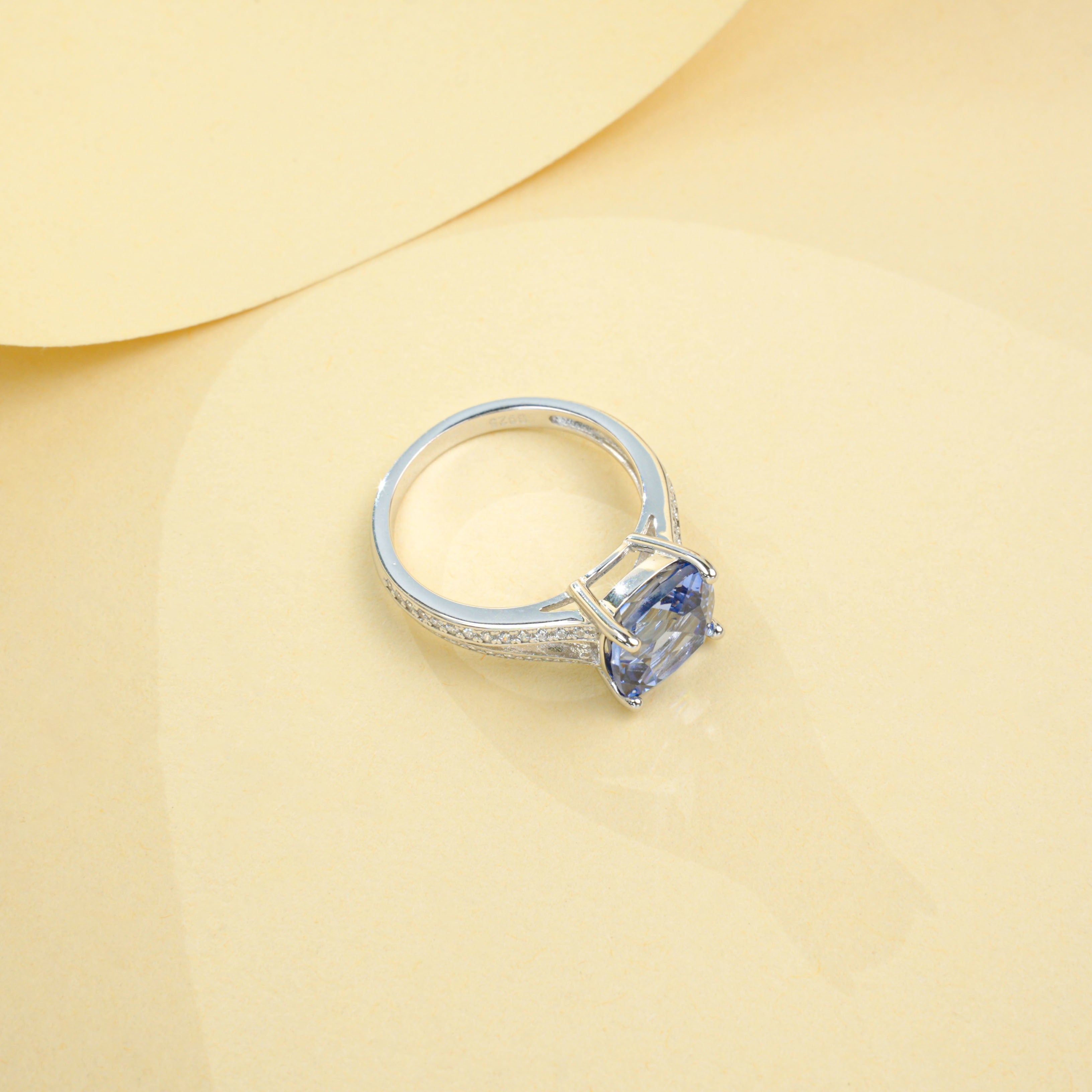 Lab-Grown Sapphire - Diamond-Edged Square Ripple Clear Blue Ring