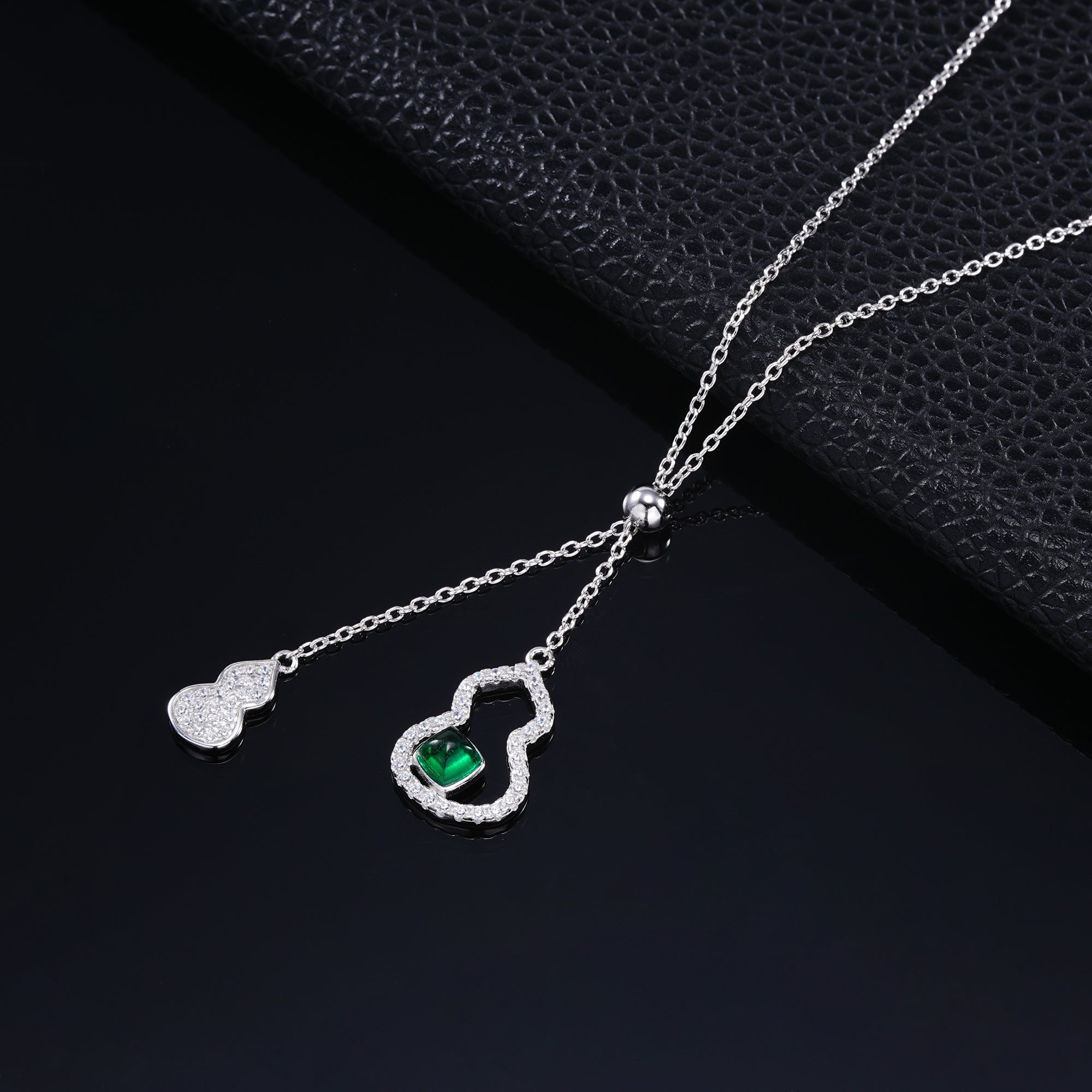 Double Blessing | Hollow Gourd Set with Diamonds Emerald Necklace