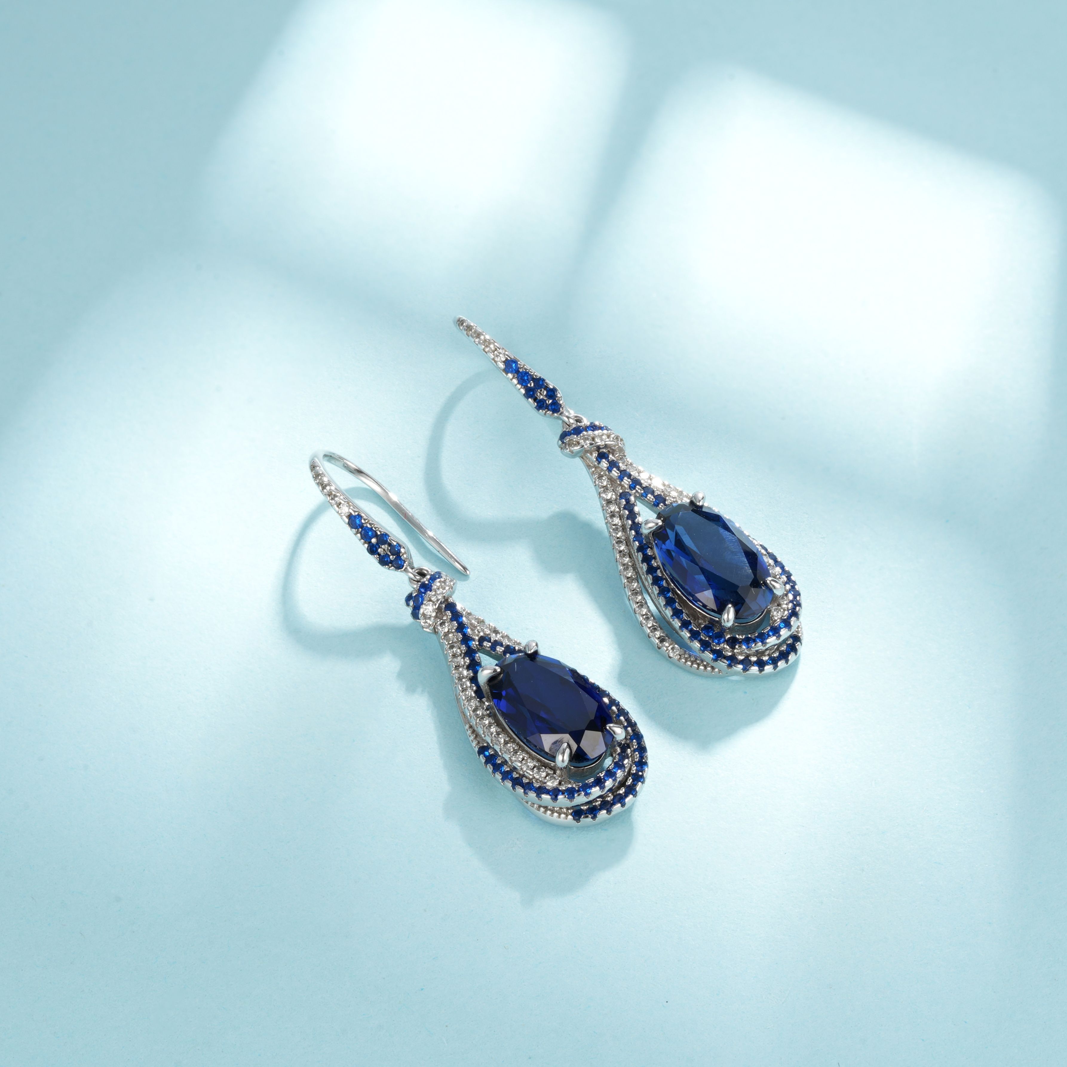 Luxurious Lab - Grown Sapphire S925 Sterling 18K Gold - Plated Teardrop Earrings - Sparkling Blue Diamond Inlay Exuding Noble Charm
