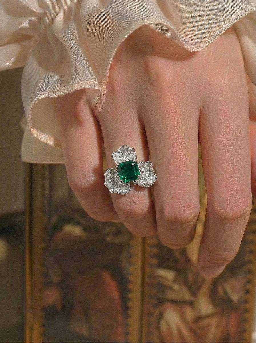 Lab-Grown Emerald - Lucky Clover Ring