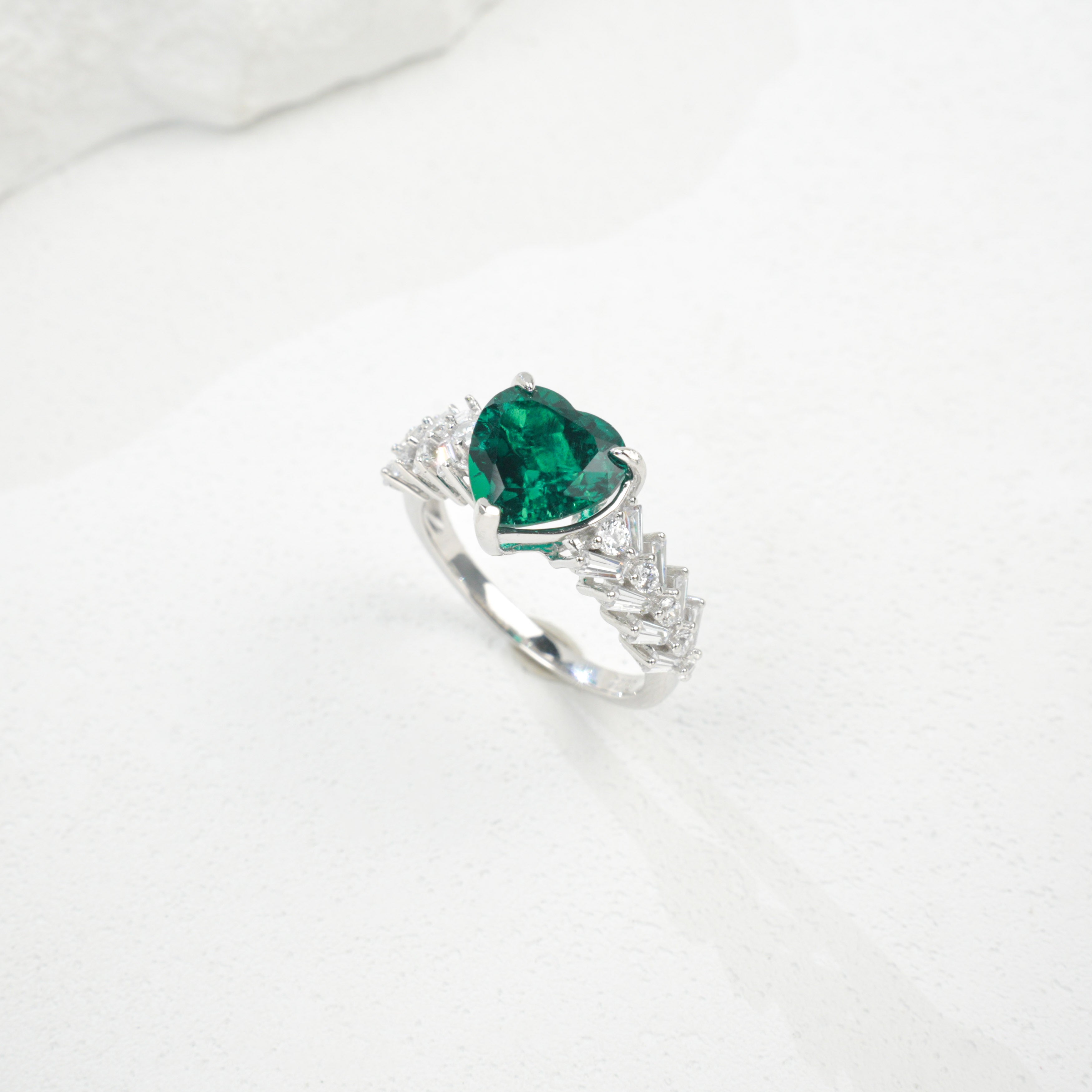 Lab-Grown Emerald - Heartburst Emerald Feather Ring