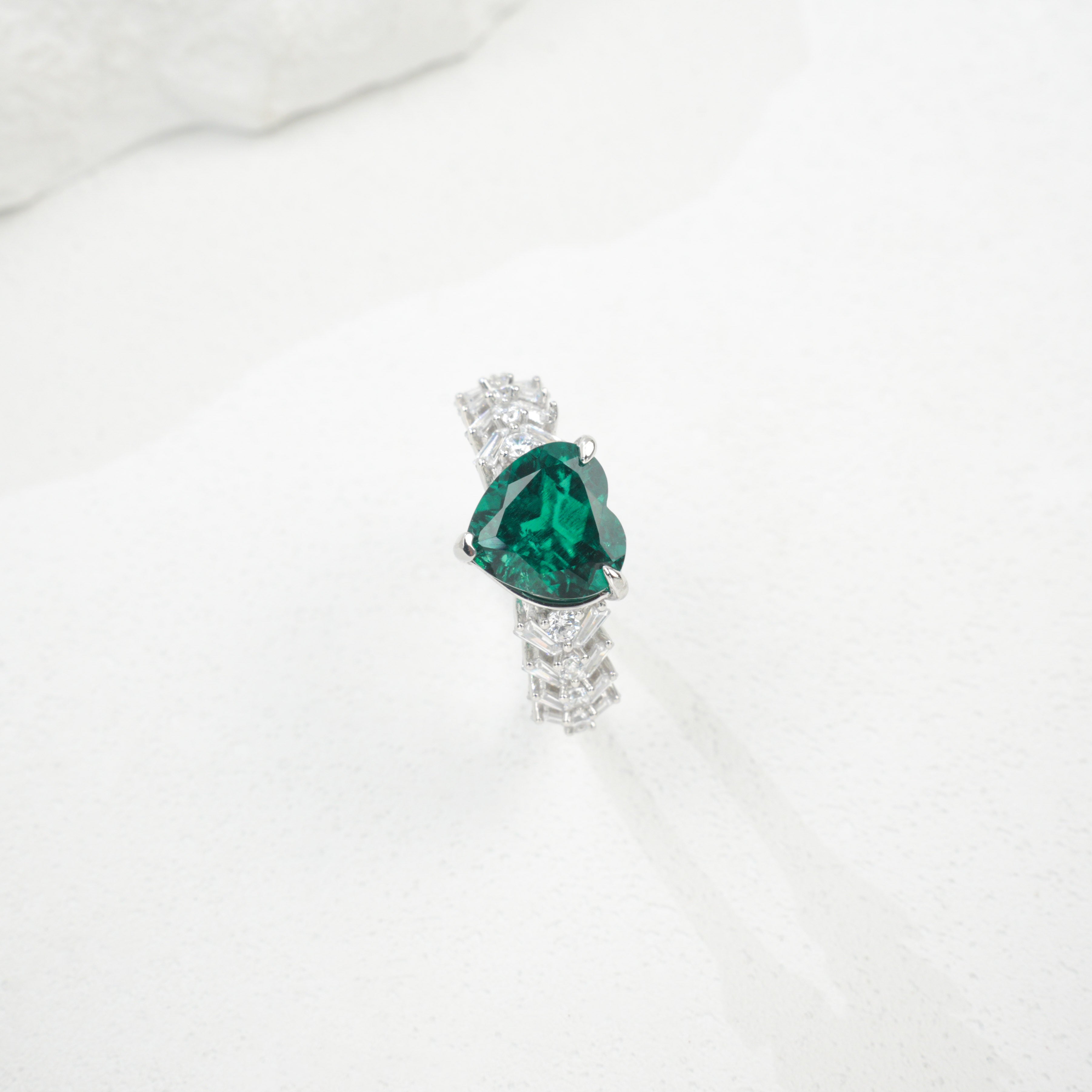 Lab-Grown Emerald - Heartburst Emerald Feather Ring