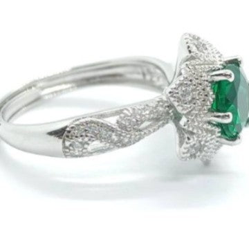 Luxurious Lab-Grown Emerald S925 Sterling Silver Plated with 18K Gold Ring - Dazzling Floral Design, Shine on Your Fingertips!