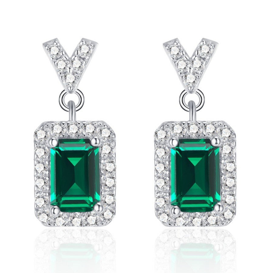 Exquisite V-shaped Lab-Grown Emerald S925 Silver with 18K Gold Plating Earrings — Shining Elegance, Showcasing Charm