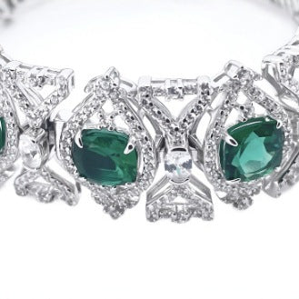 Luxurious Lab-Grown Emerald S925 Silver with 18K Gold Plating Bracelet - A Radiant Choice, Exuding Elegant Charm