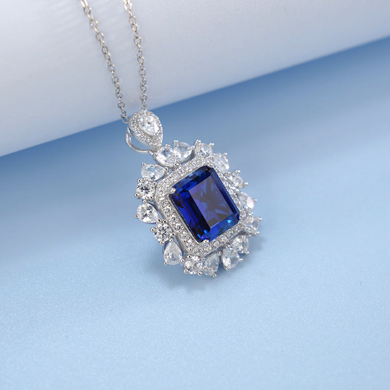Stunning Exquisite Lab-Grown Sapphire Inlaid Pendant Exuding Elegant Charm with S925 Sterling 18K Gold Plating