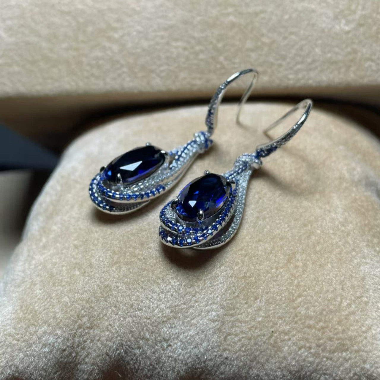Luxurious Lab - Grown Sapphire S925 Sterling 18K Gold - Plated Teardrop Earrings - Sparkling Blue Diamond Inlay Exuding Noble Charm