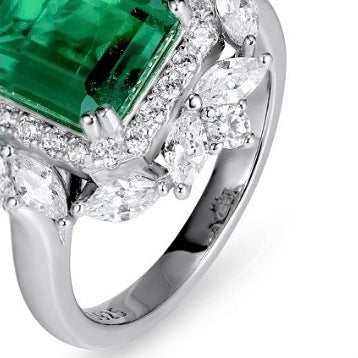 Cultivated Emerald & S925 Silver Plated 18K Two-in-One Ring/Pendant - Elegant & Versatile Jewelry