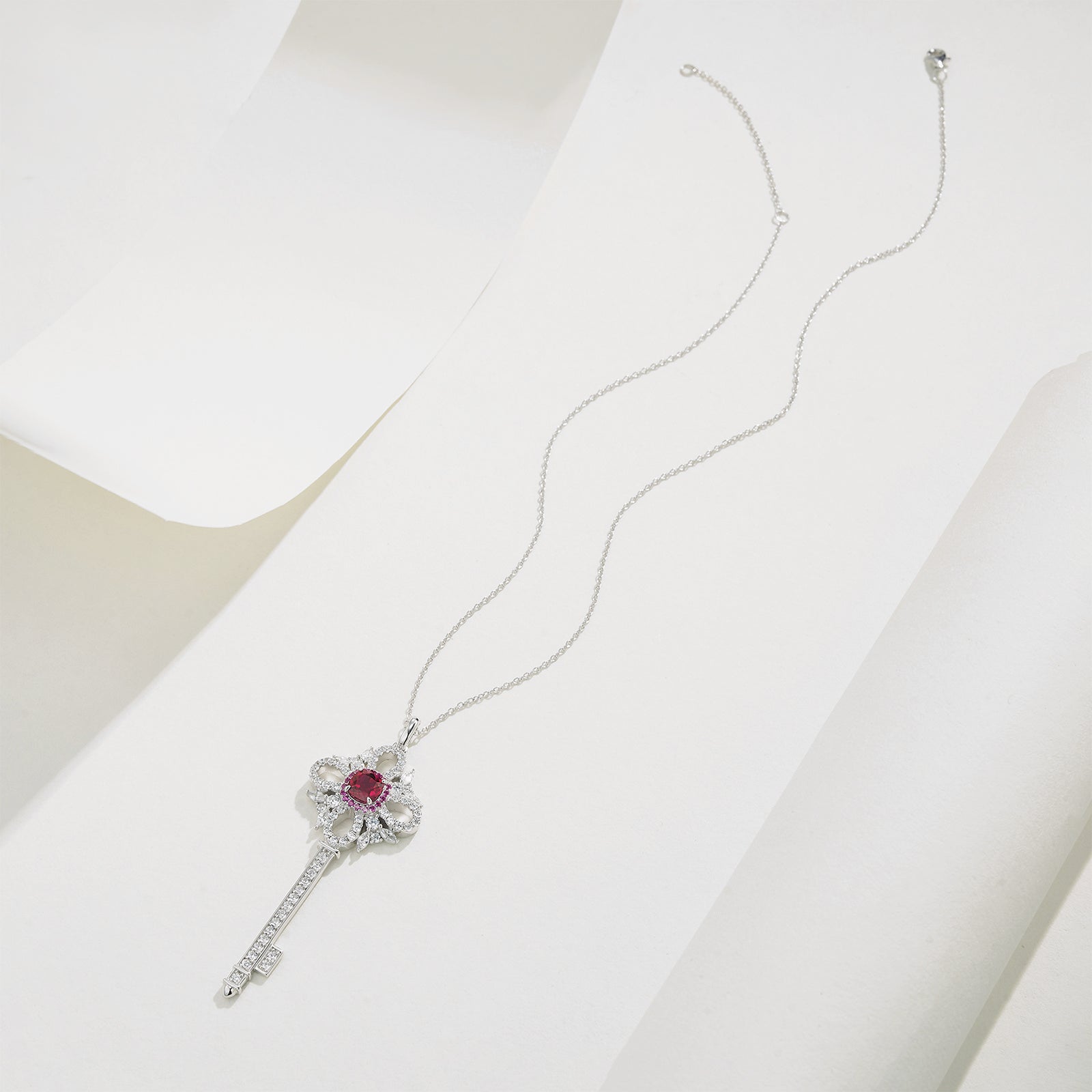 Elegant Lab-Grown Ruby S925 Silver with 18k Gold Plating Key-shaped Necklace - A Shining Choice, Exuding Noble Charm