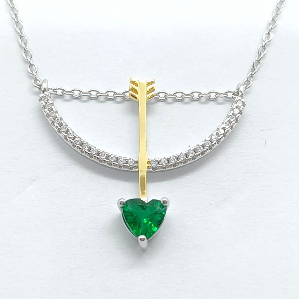Elegant S925 Silver Plated with 18K Gold Cultured Emerald Archery-inspired Pendant Necklace - Shining Heart-shaped Green Gemstone, Exuding Elegant Charm
