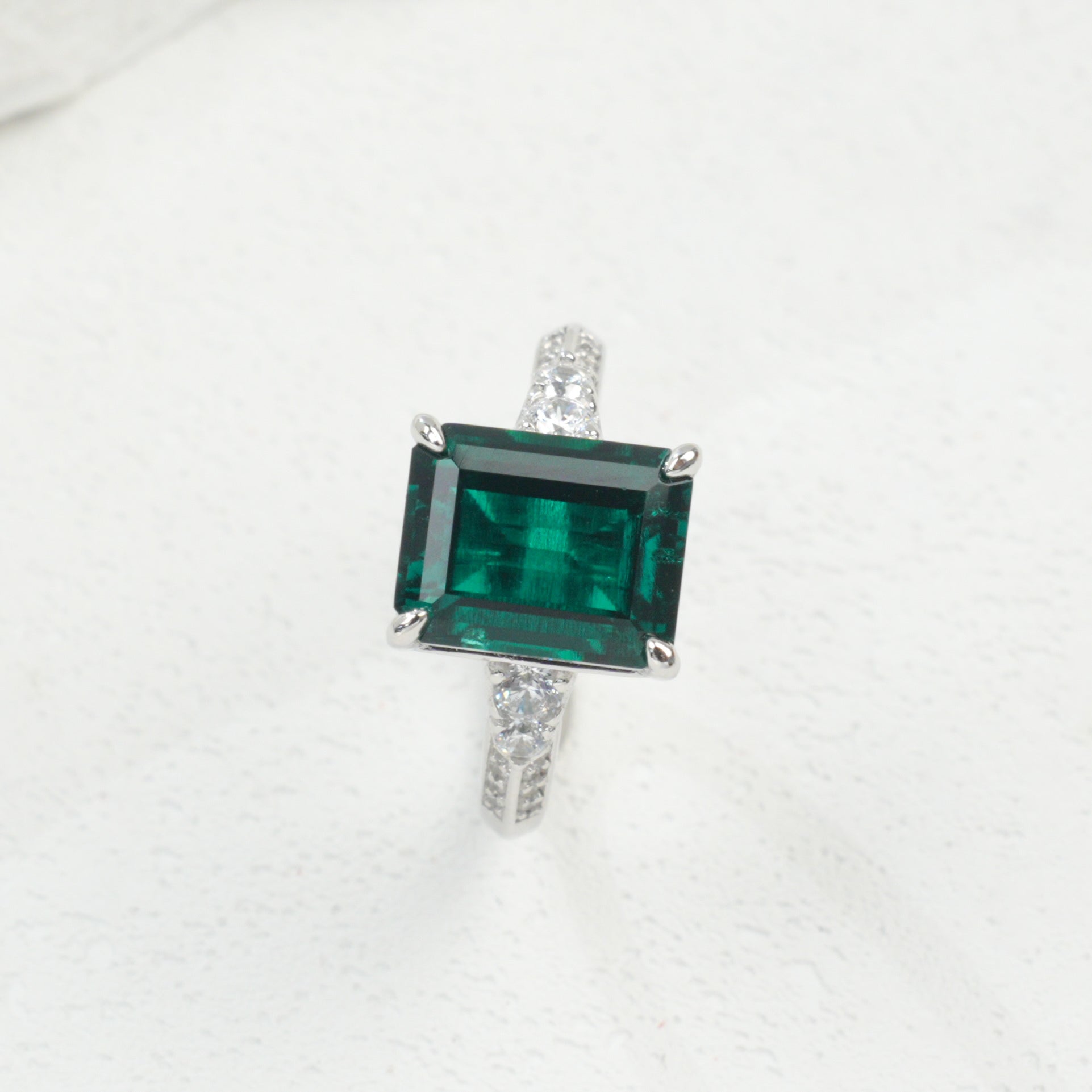 Cultivated Emeralds-Prismatic Elegant Ring