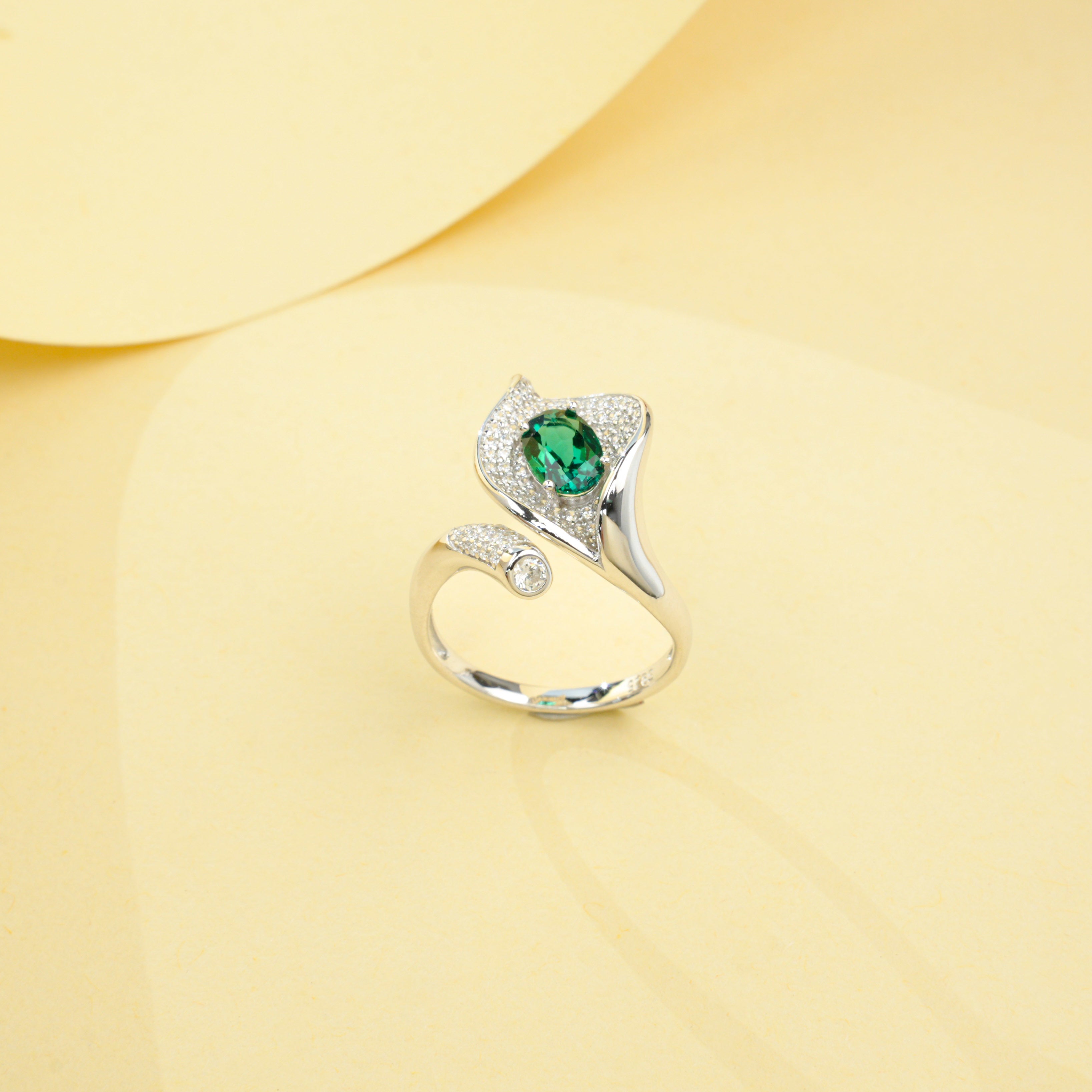 Lab-Grown Emerald - Floral Calla Lily Ring