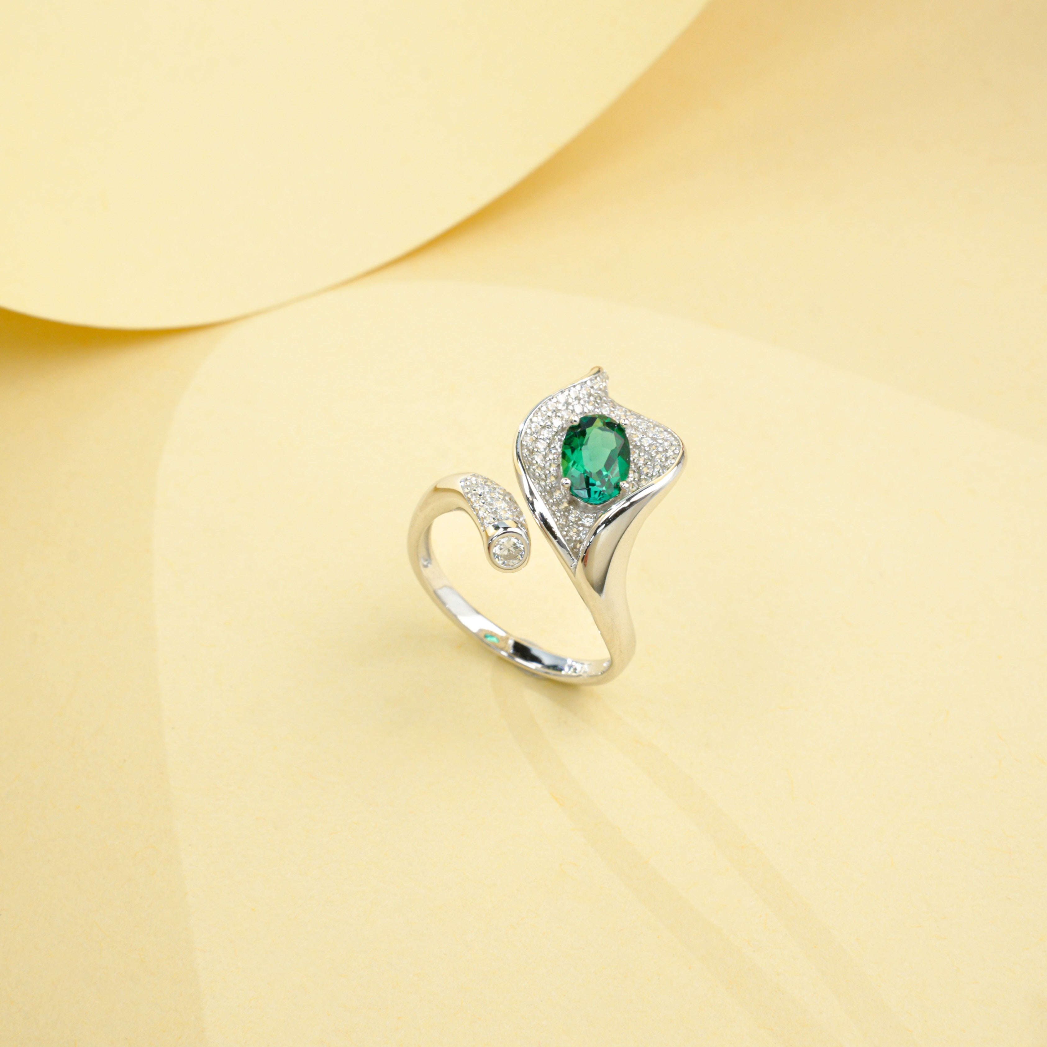 Lab-Grown Emerald - Floral Calla Lily Ring