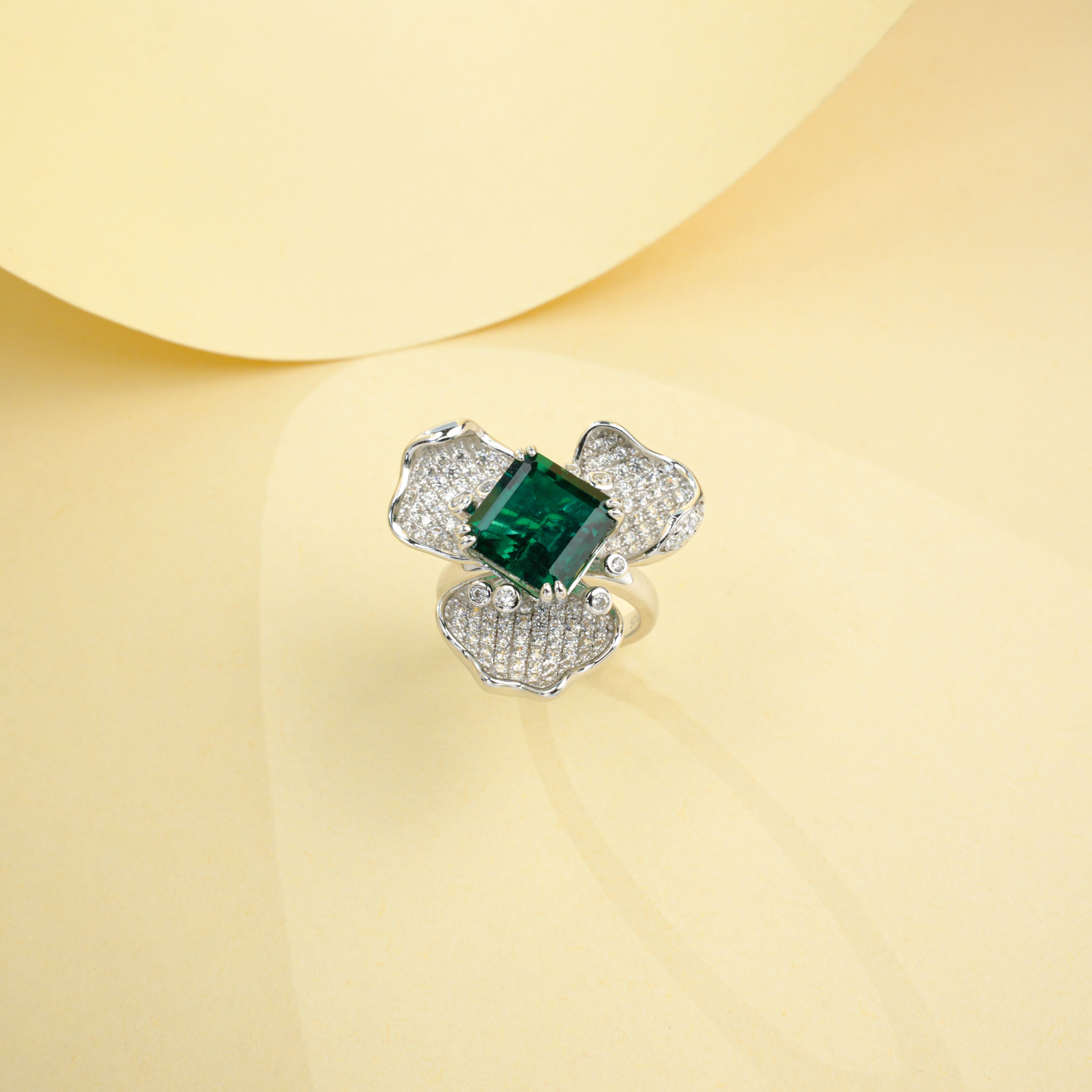 Lab-Grown Emerald - Lucky Clover Ring