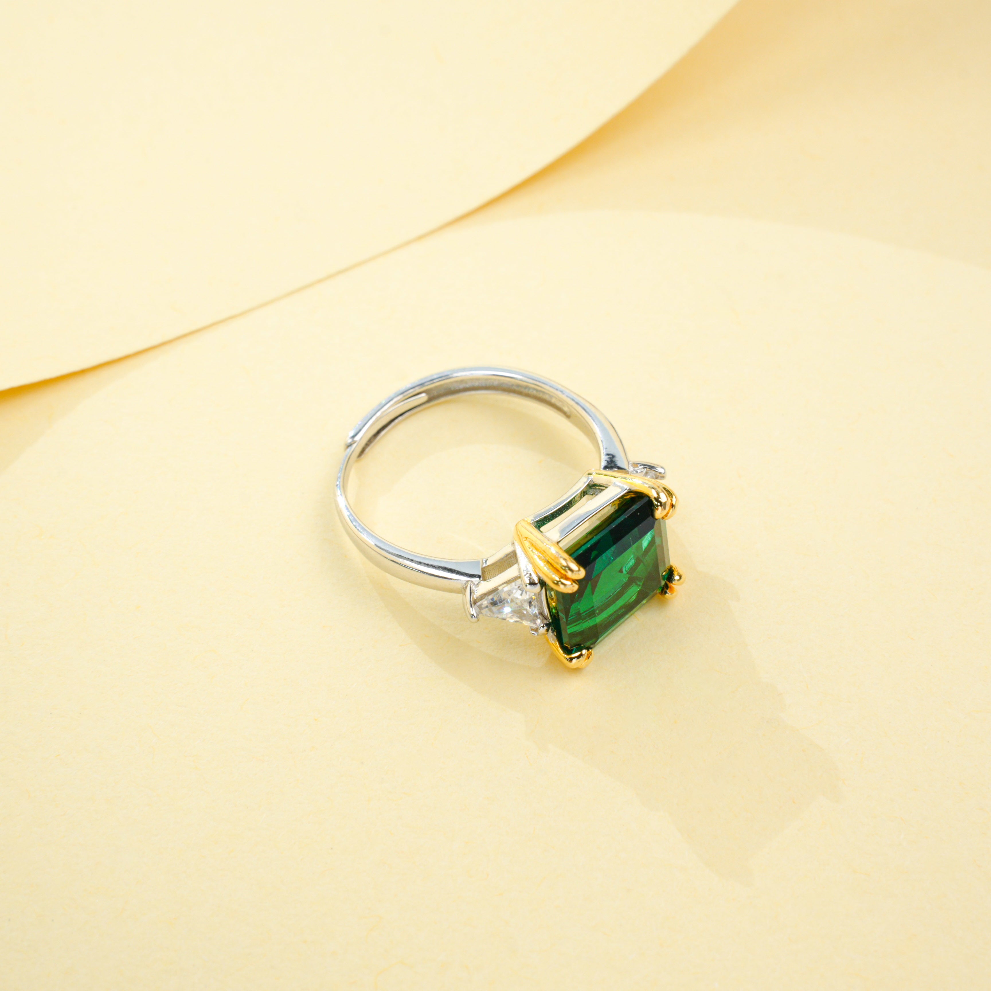 Lab-Grown Emerald - Gold-Inlaid Square Mirror Emerald Glow Ring