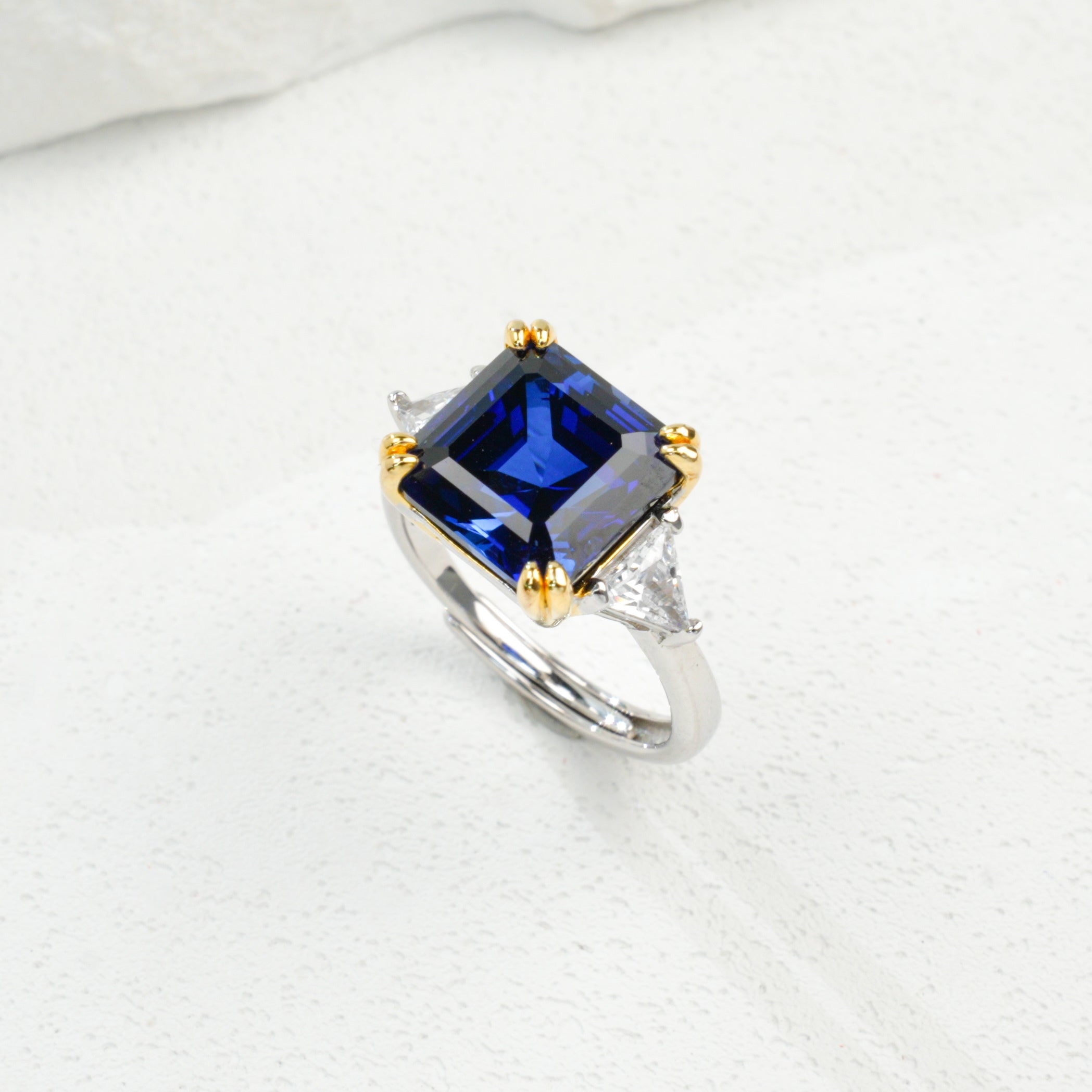 Lab-Grown Emerald - Gold-Inlaid Square Mirror Emerald Glow Ring