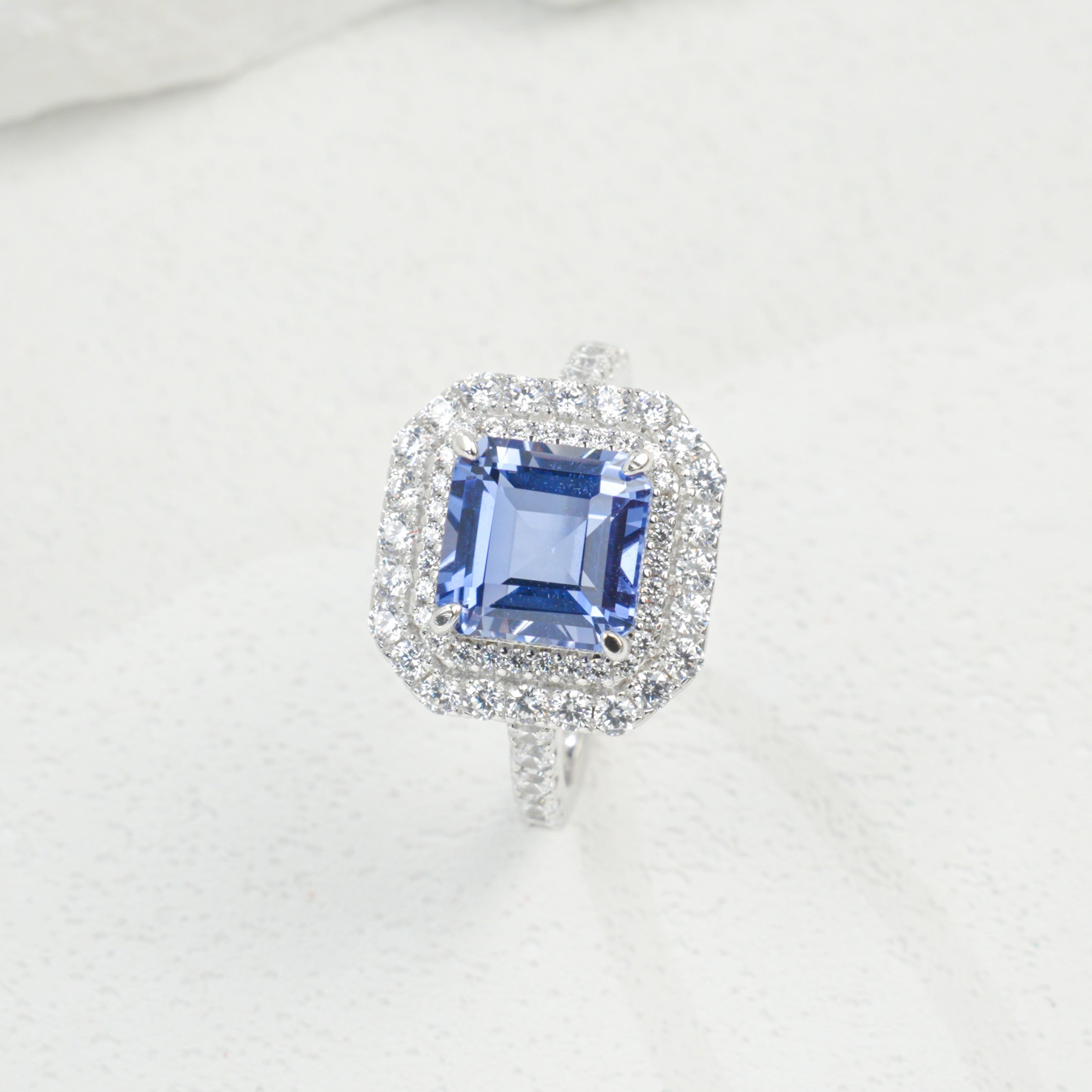 ab-Grown Sapphire - Diamond-Surrounded Square Court Deep Blue Ring