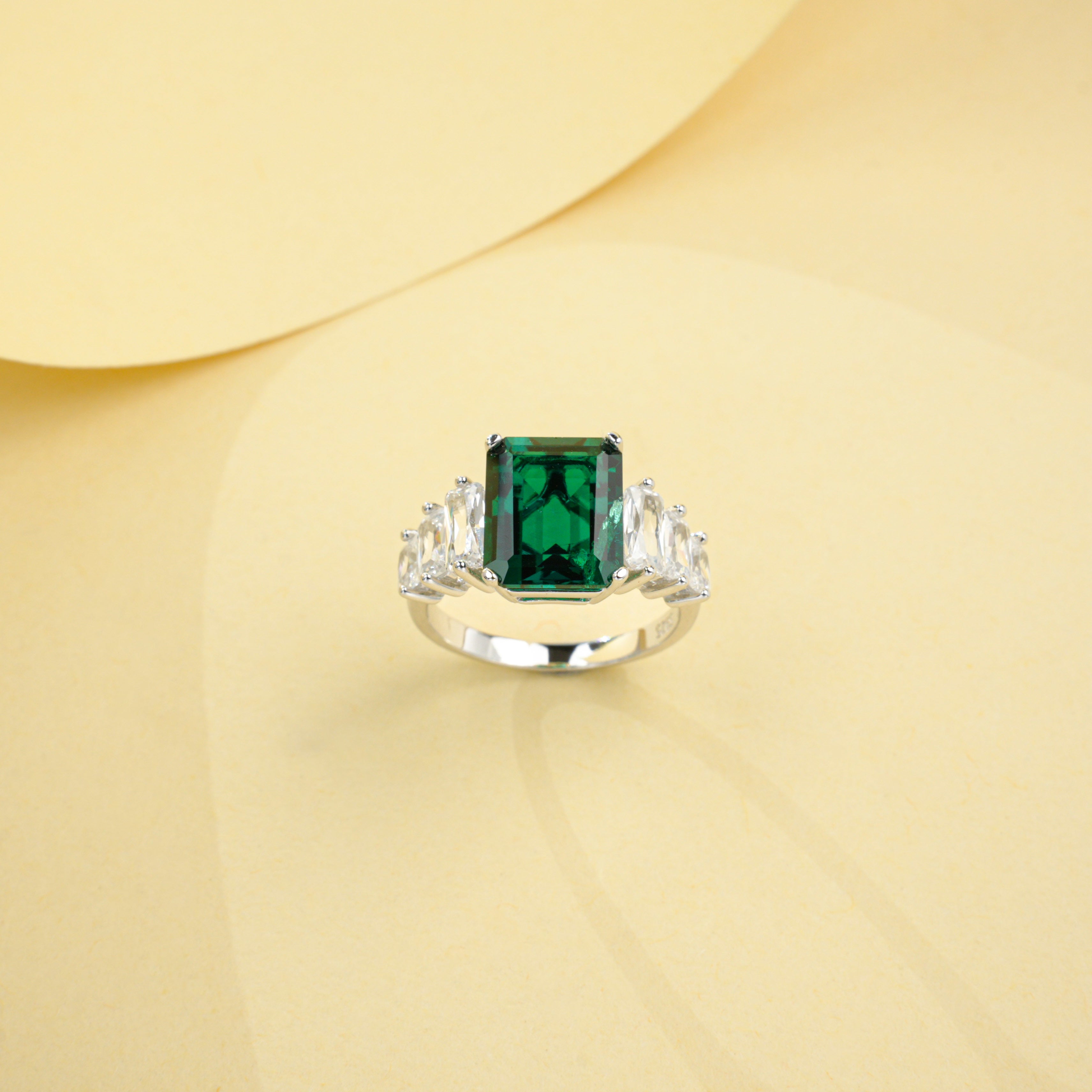 Lab-Grown Sapphire - Crystal Cluster Square Court Deep Blue Ring