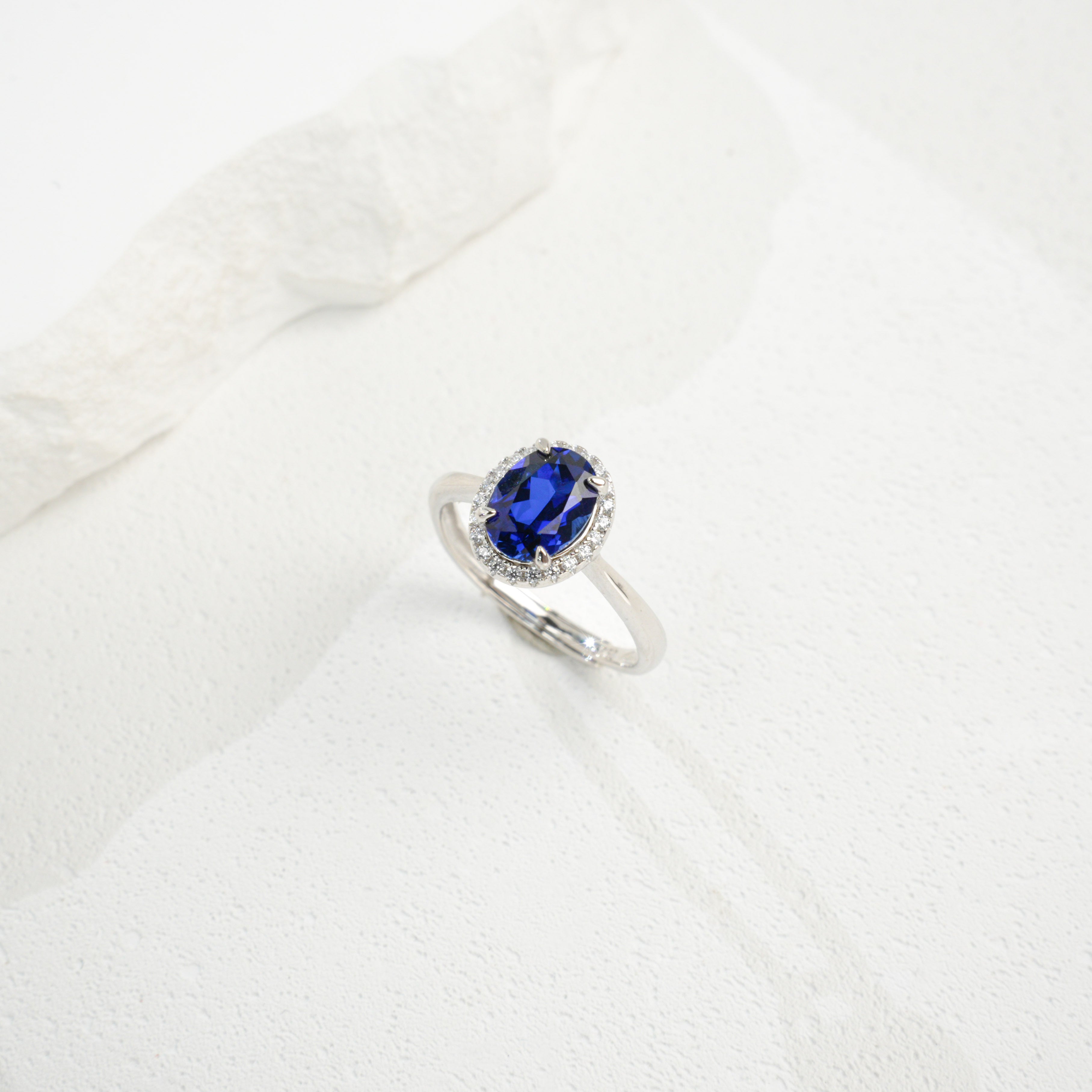 Lab-Grown Padparadscha - Pink Oval Diamond-Halo Soft Ring