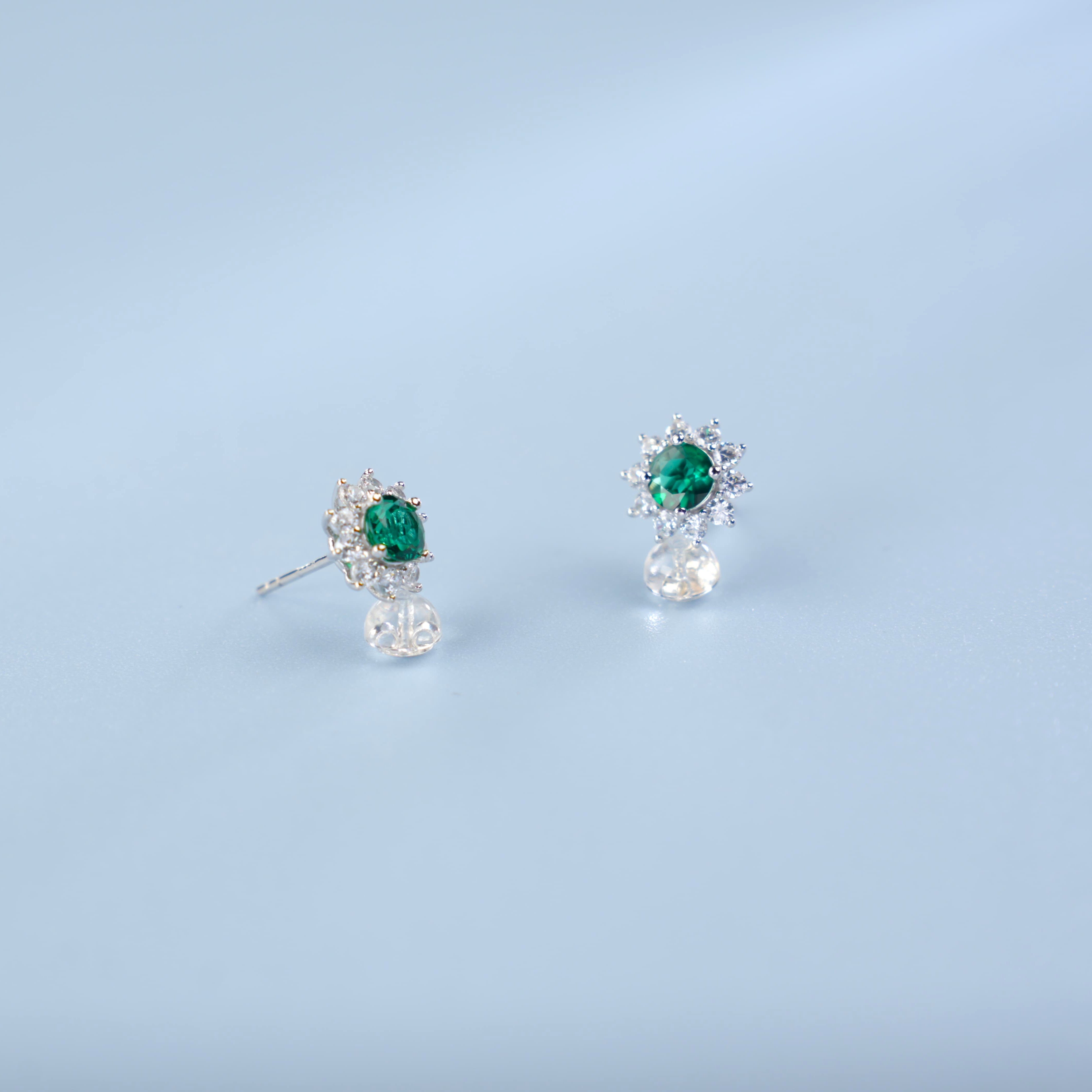 Lab-Grown Emerald - Round Emerald Diamond Starburst Stud Earrings