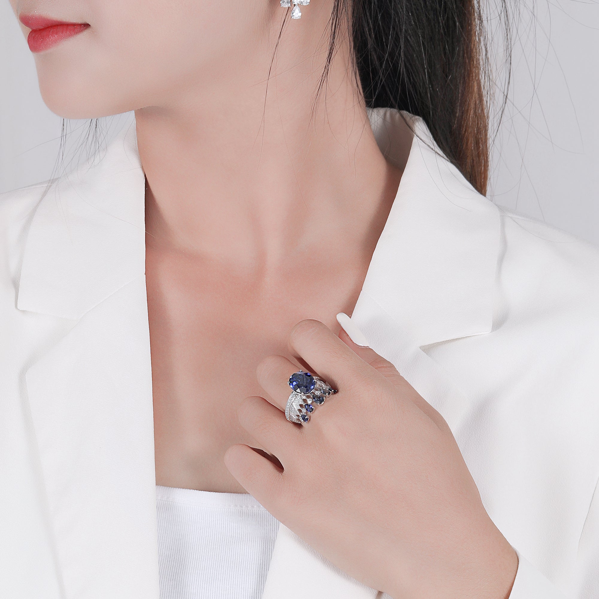 Splendid Radiance | Fully Set Lab-Created Emerald Diamond Ring