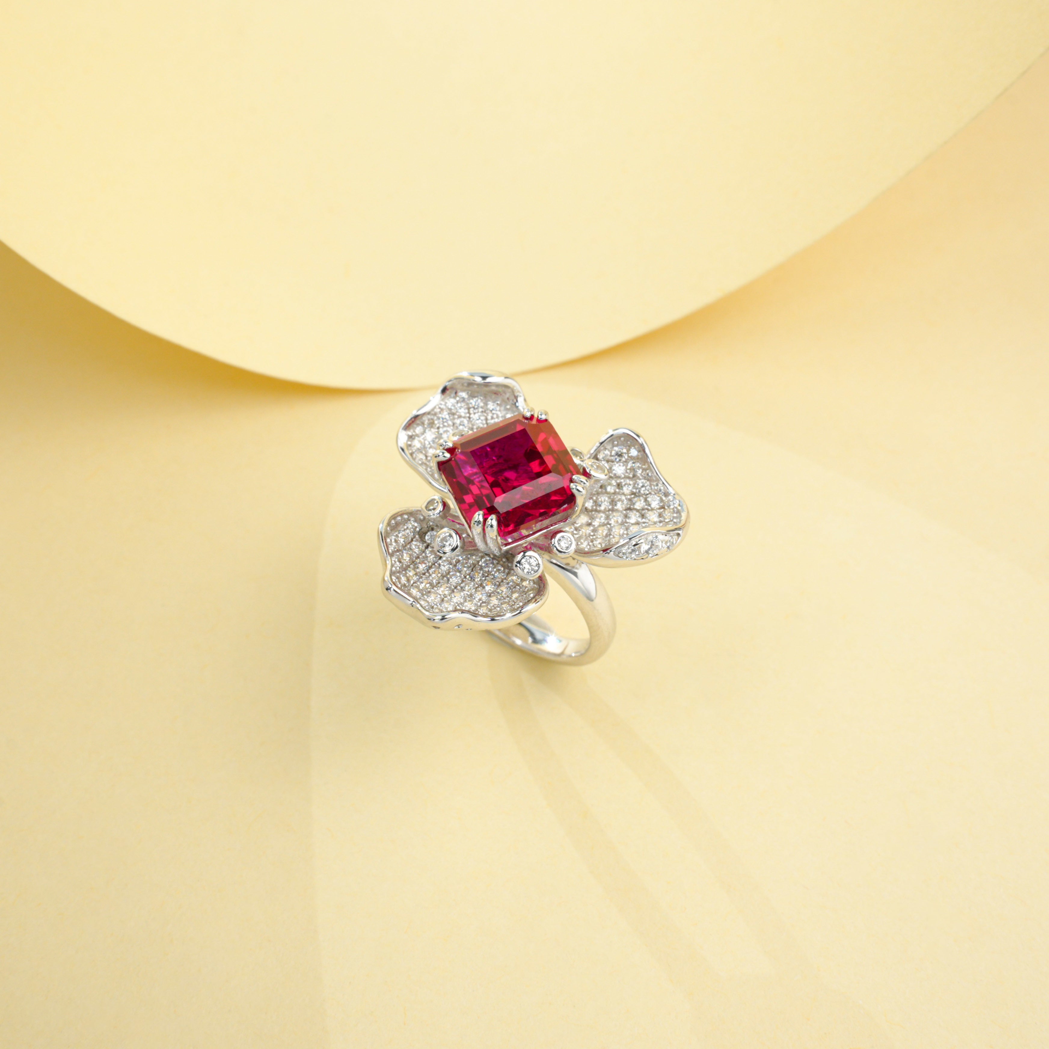 Lab-Grown Emerald - Lucky Clover Ring