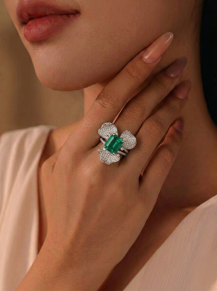 Lab-Grown Emerald - Lucky Clover Ring