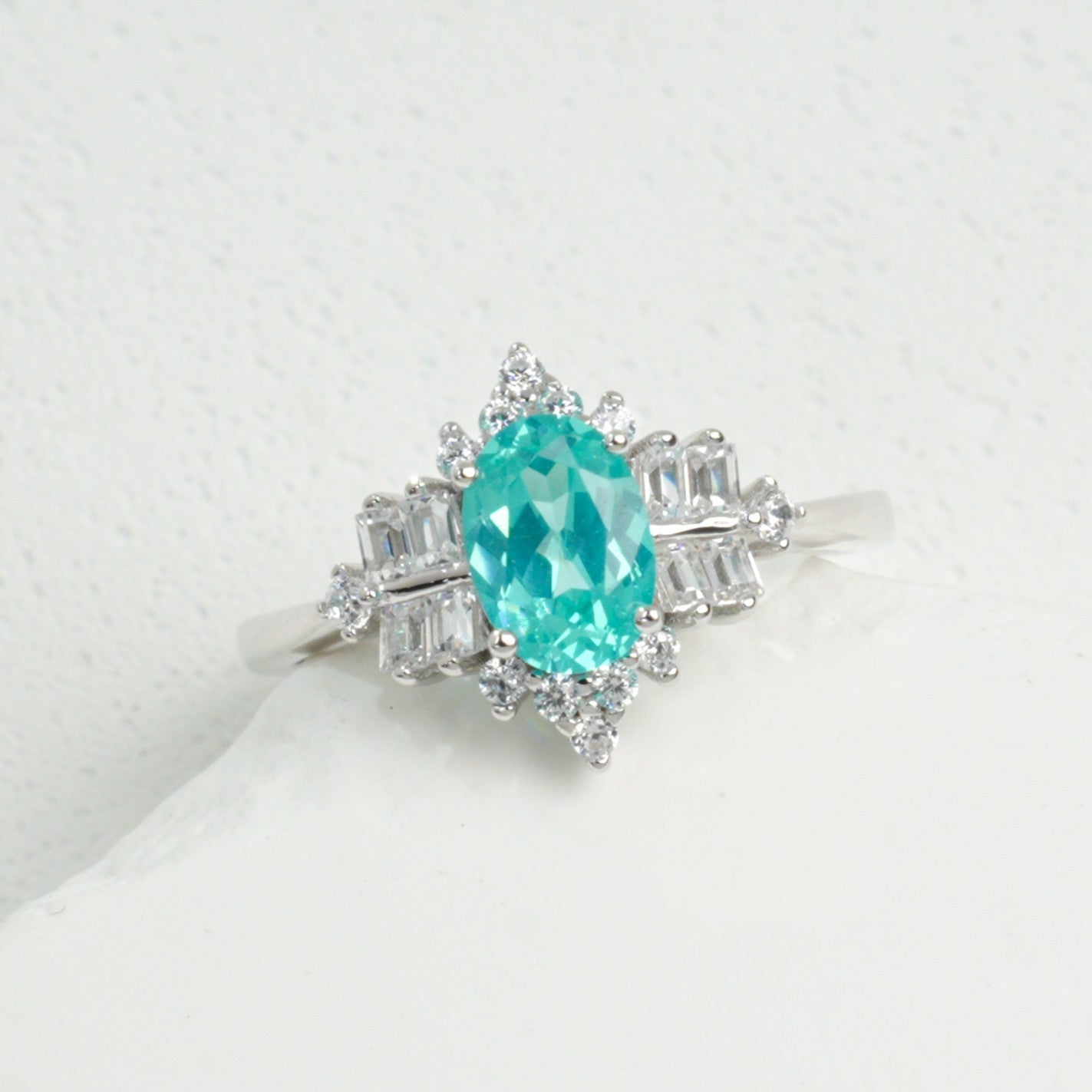 Lab-Grown Paraiba Color YAG Ring | S925 Sterling Silver Plated 18K Gold, Oval Cut with Baguette & Round Zircon Accents, Vintage-Inspired Luxury Gemstone Jewelry