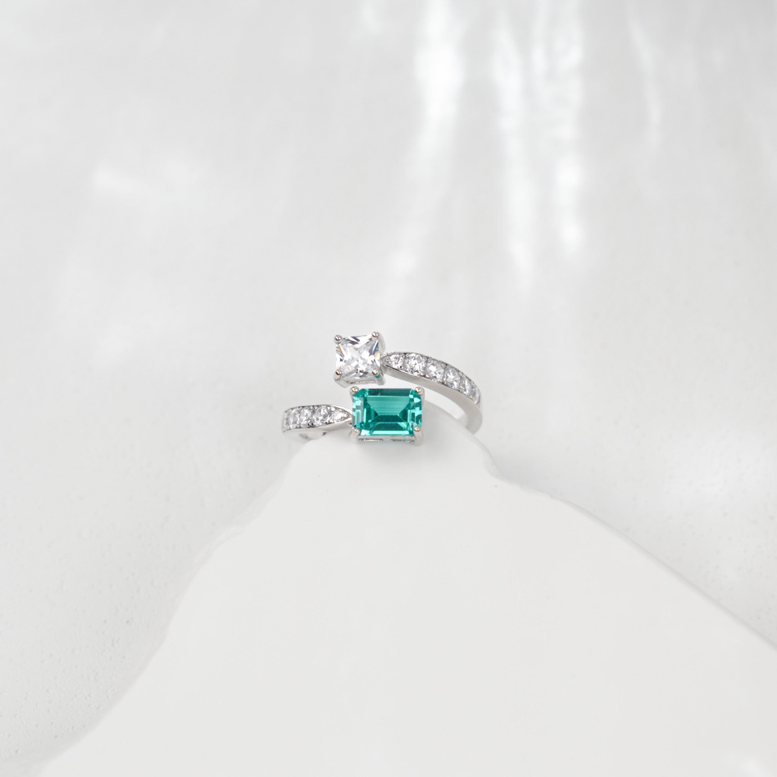 Lab-Grown Paraiba Color YAG Ring | S925 Sterling Silver Plated 18K Gold, Emerald & Princess Cut with Zircon Accents, Open Adjustable Band, Elegant Modern Gemstone Jewelry