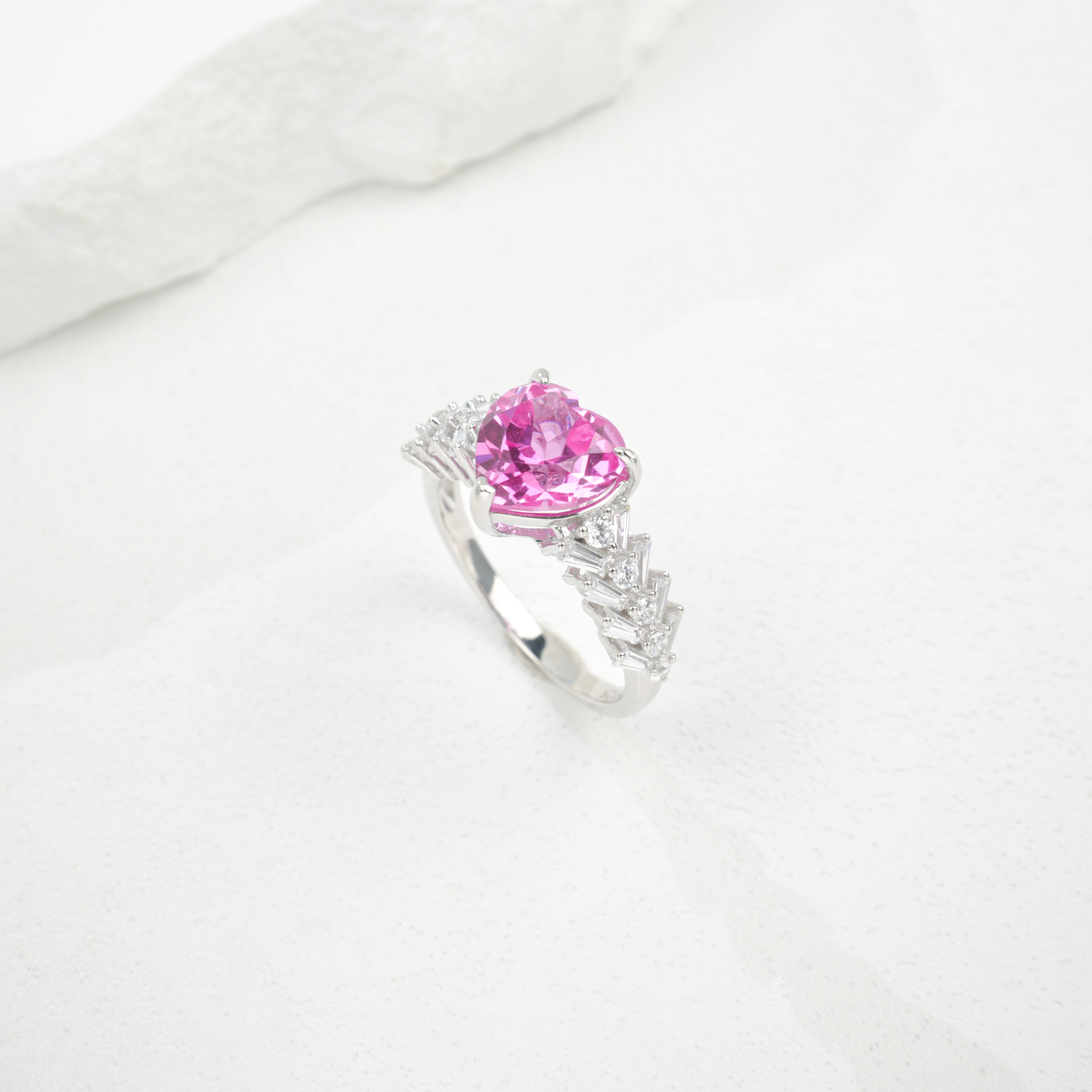 Lab-Grown Emerald - Heartburst Emerald Feather Ring