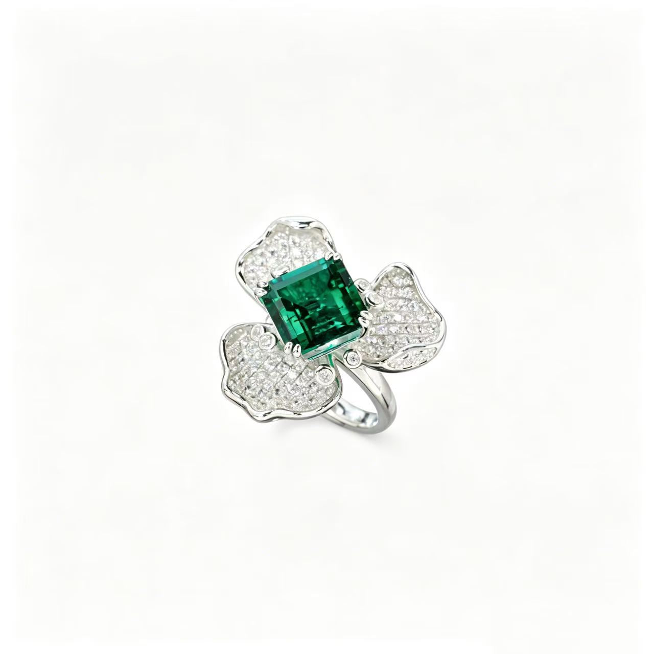 Lab-Grown Emerald - Lucky Clover Ring
