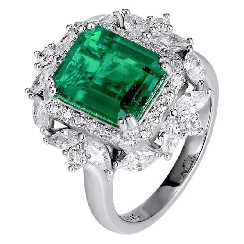 Cultivated Emerald & S925 Silver Plated 18K Two-in-One Ring/Pendant - Elegant & Versatile Jewelry