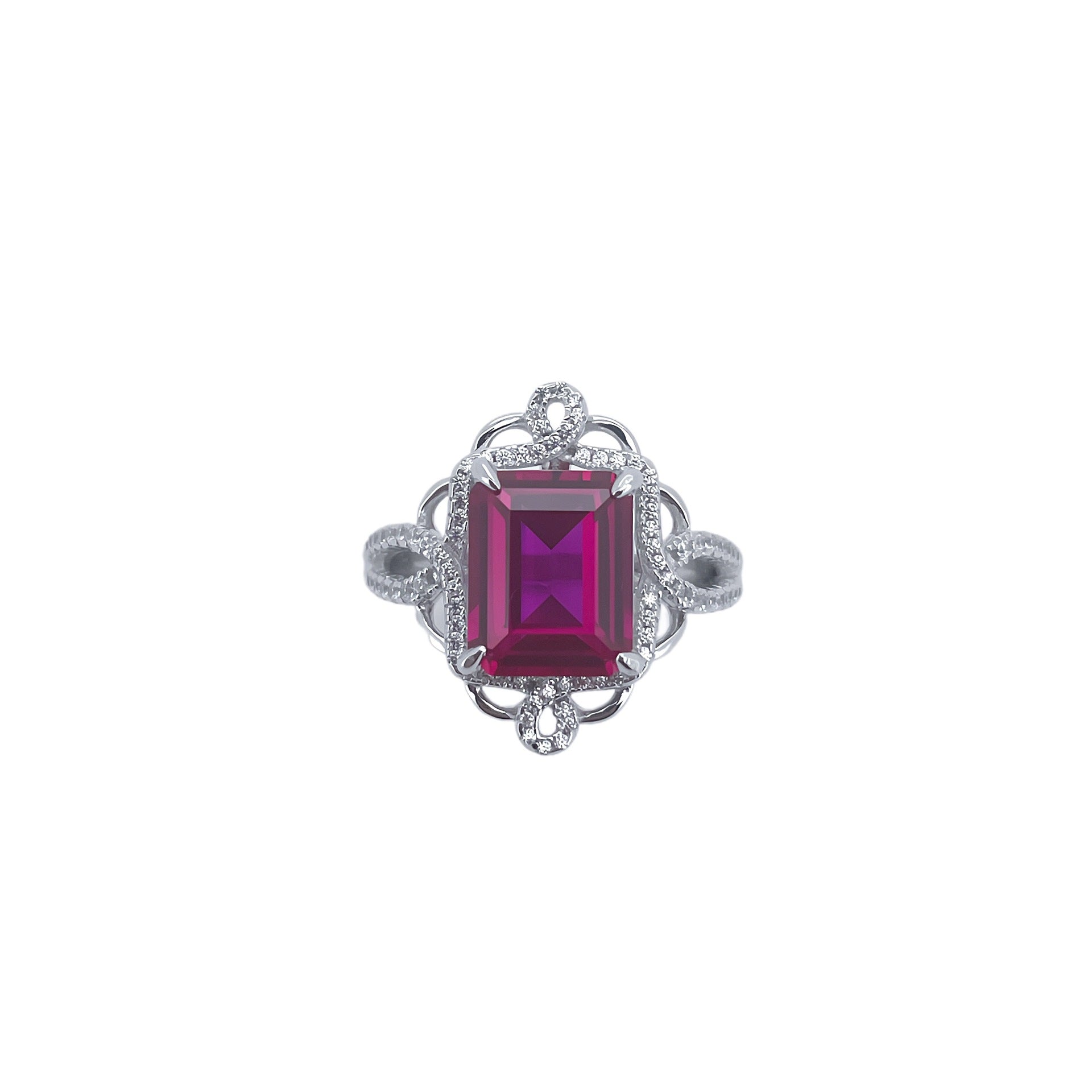 Stunning laboratory-made ruby S925 silver and 18K gold-plated ring — a perfect fusion of luxury and elegance