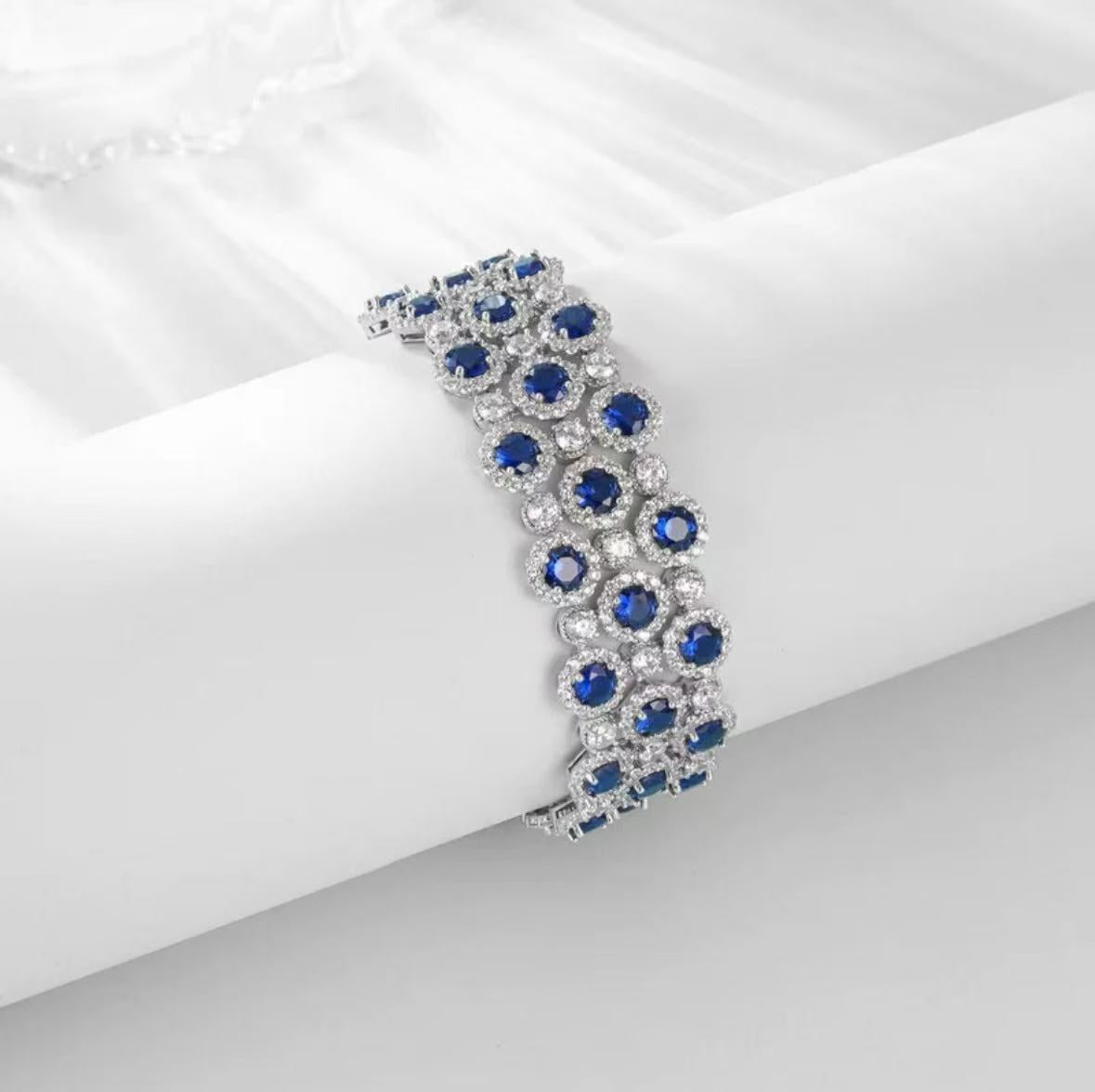 Cross-border light luxury royal green full diamond bracelet women's S925 silver full inlaid cultivation colored treasure jewelry bright sky