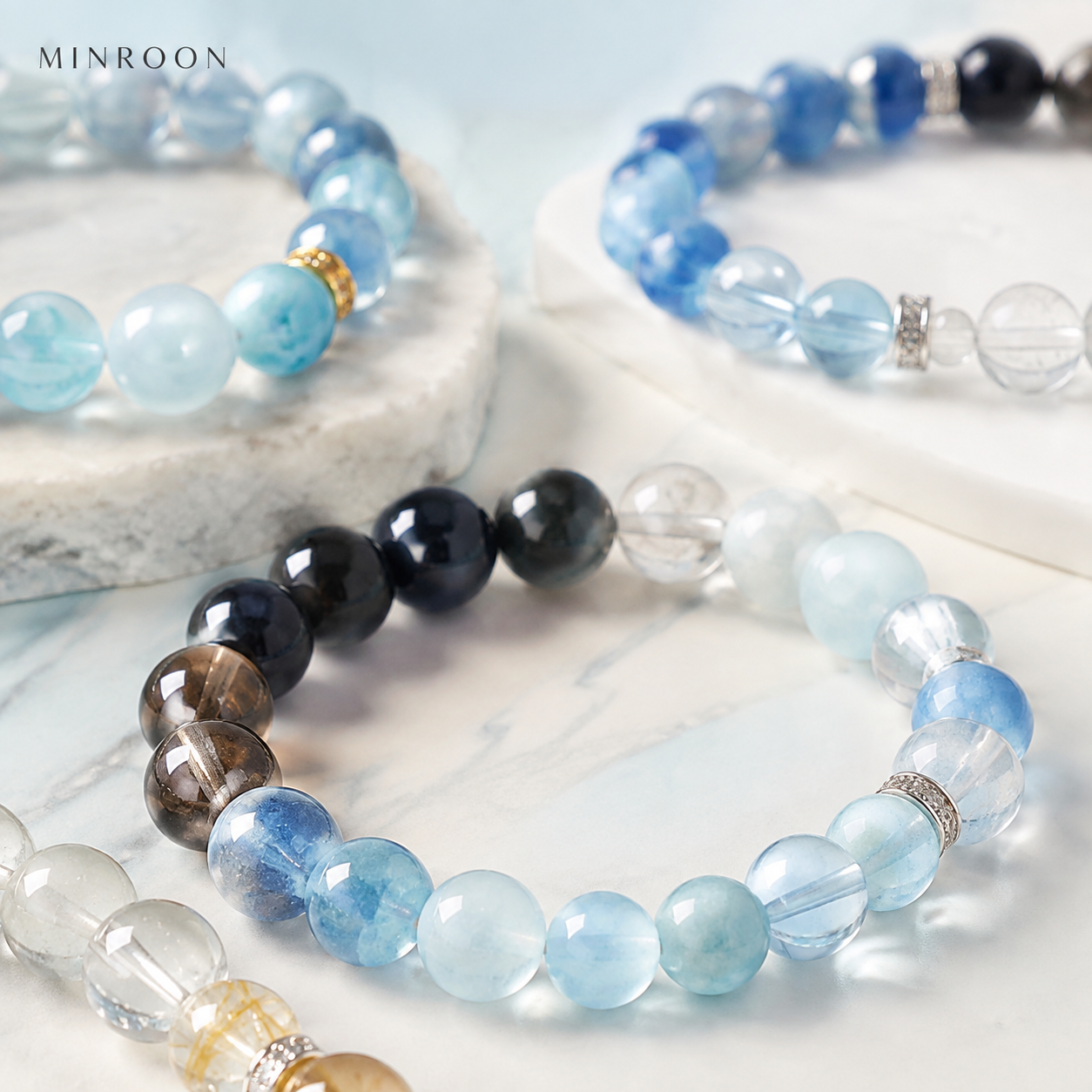 Aquamarine Water Metal bracelet crystal details