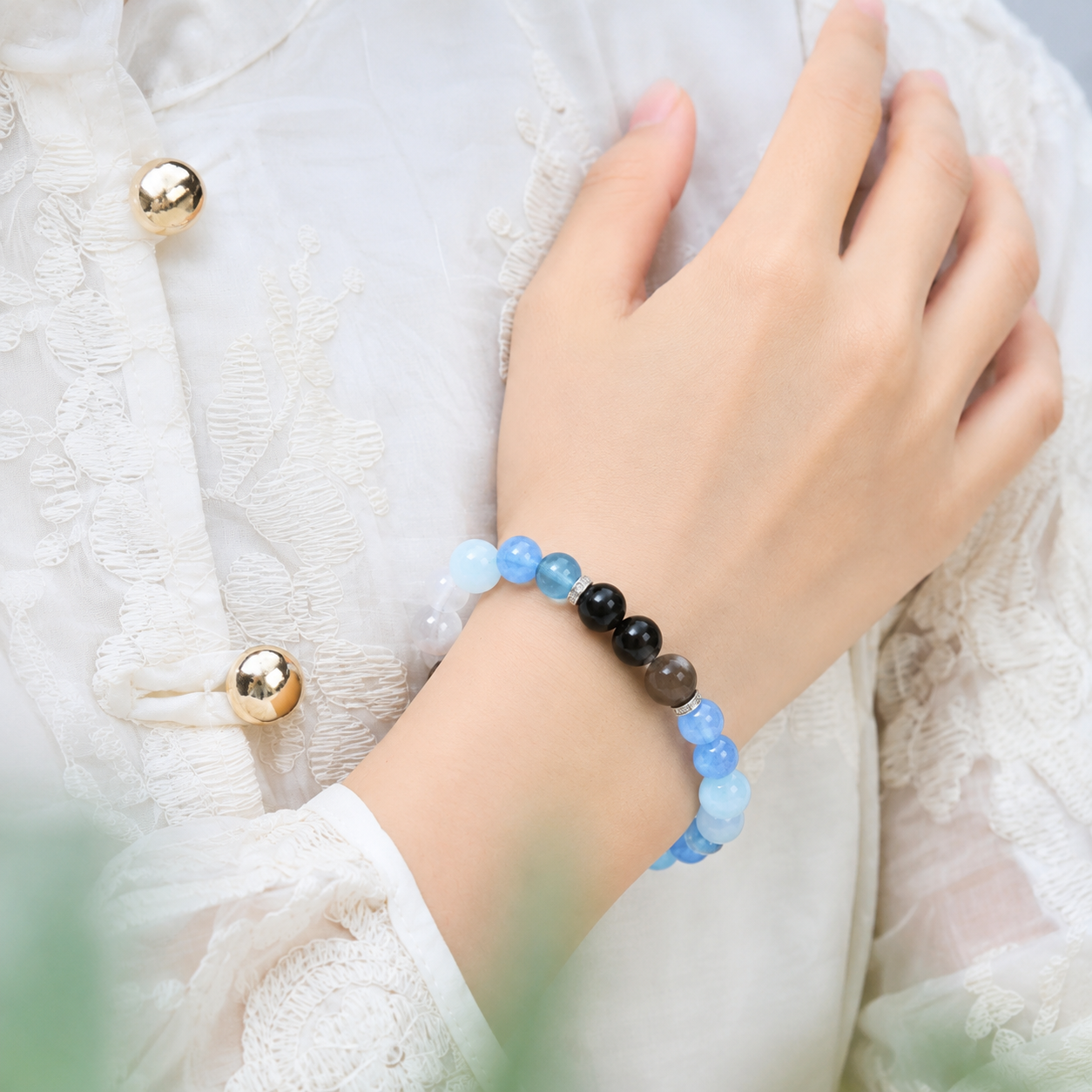 Aquamarine Water Metal bracelet model view 3